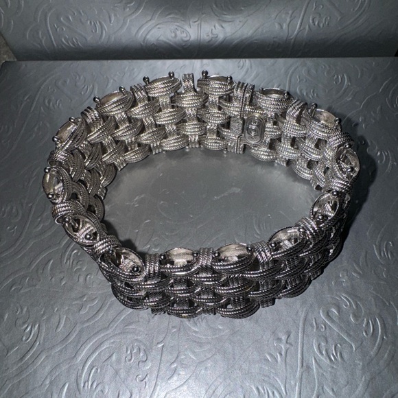 Vintage woven Italian sterling silver bracelet - Picture 7 of 9